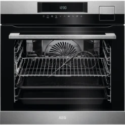 AEG 9000 SteamPro Dampfbackofen / Dampfreinigung / MaxiKlasse™ - Extra Großer Garraum (70 Liter) / Schwarz BSK792280B -Küche Zu Hause af08f30d 0046 4d7e 9c6f 6bcd4b432735